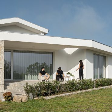Casa Mesão Frio arquitetura Felix Arqs e fotografia Ivo Tavares