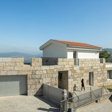 Casa Mesão Frio arquitetura Felix Arqs e fotografia Ivo Tavares