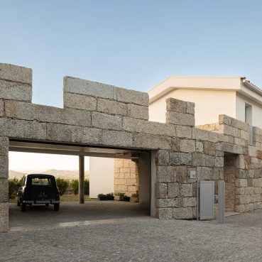 Casa Mesão Frio arquitetura Felix Arqs e fotografia Ivo Tavares